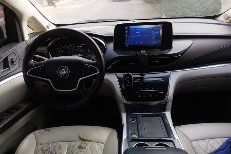 Used Buick GL8 2020 Land Cruiser Executive Class 652T Comfort Model
