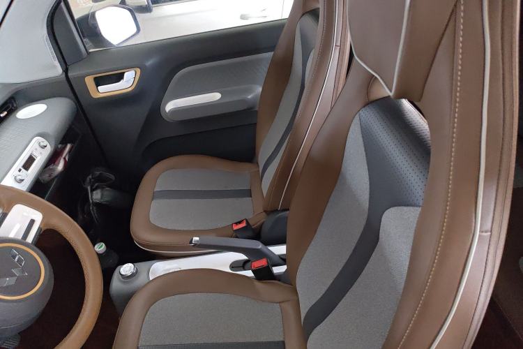 Used Wuling Hongguang MINIEV 2022 GAMEBOY 200km Gaming Edition with Lithium Iron Phosphate
