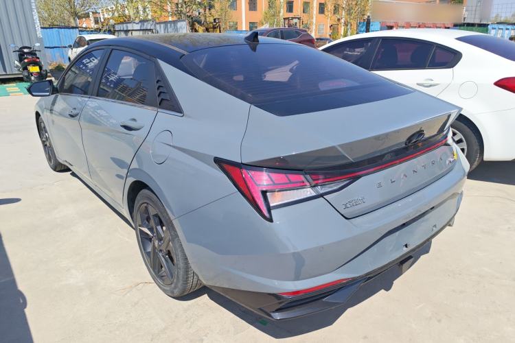 Used Hyundai Elantra 2022 1.5L CVT LUX Prestige Edition Rear Left 45 Deg