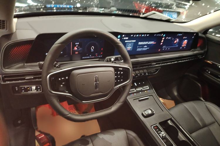 Used Lincoln Corsair 2024 2.0T Two-Wheel-Drive Luxury Edition