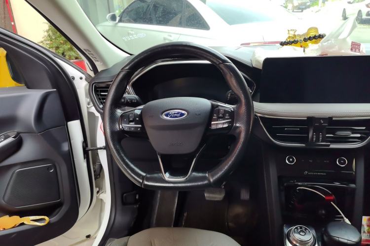 Used Ford Escape 2020 EcoBoost 245 Four-Wheel Drive Luxury Edition