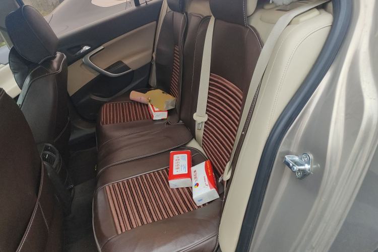 Used Buick Regal 2014 2.0L Leading Fashion Edition Left Rear Seat