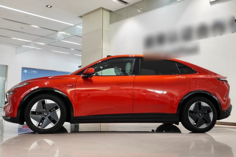 Used ONVO L60 2024 60 kWh Rear-Drive Version