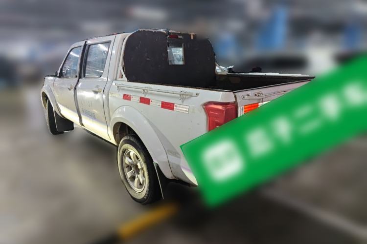 Used Dongfeng Ruichi 2015 2.4L Elite Edition Gasoline 4x4 Standard Trim ZG24
