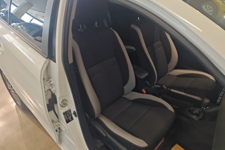 Used Toyota YARiS L Zhi Xuan 2022 1.5L CVT Leading PLUS Edition Right Front Seat