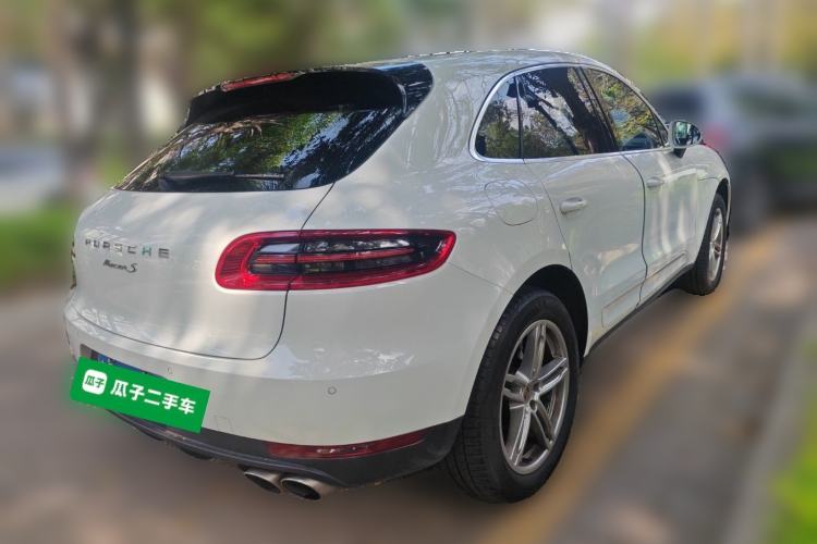 Used Porsche Macan 2016 Macan S 3.0T Rear Right 45 Deg