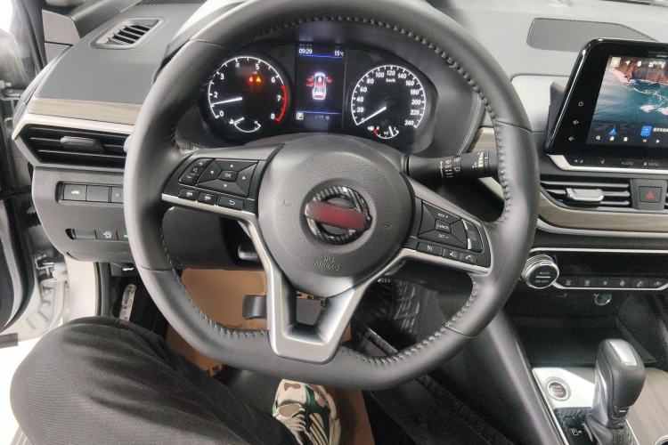 Used Nissan Teana 2021 2.0L XL Comfort Edition Steering Wheel