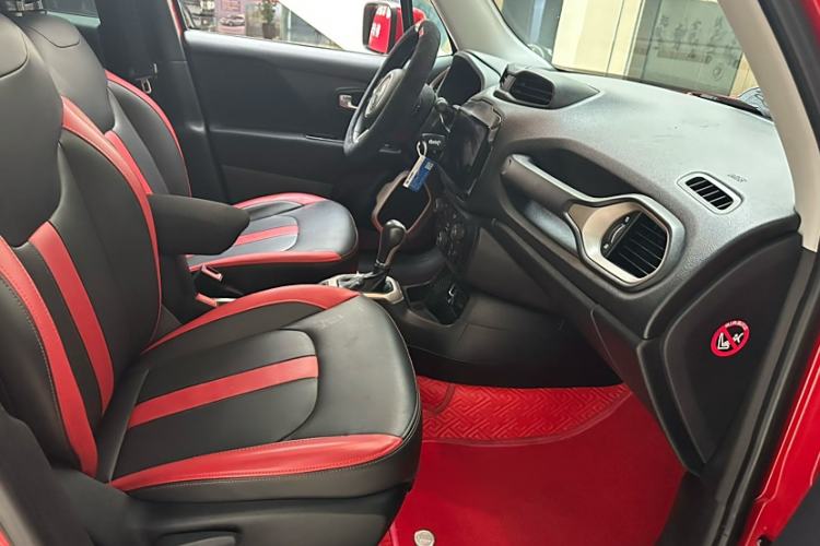 Used Jeep Renegade 2018 Connected Large Screen Version 180T Automatic High-Energy Edition