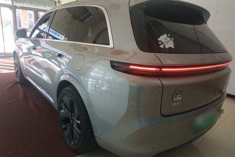 Used Li Auto L8 2023 Pro Model
