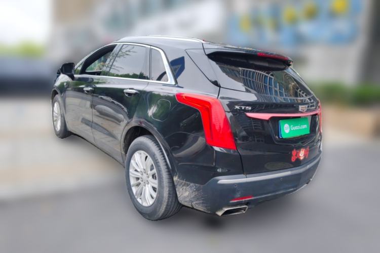 Used Cadillac XT5 2018 25T Tech Model Rear Left 45 Deg