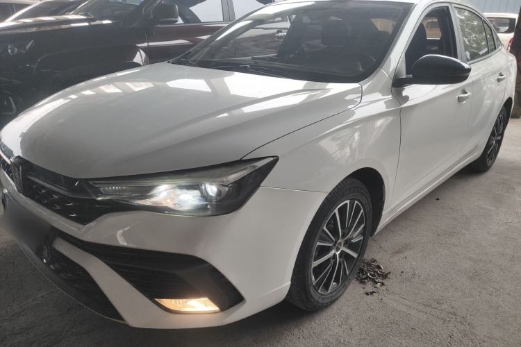 Used Roewe i5 2021 1.5L Manual Platinum Edition