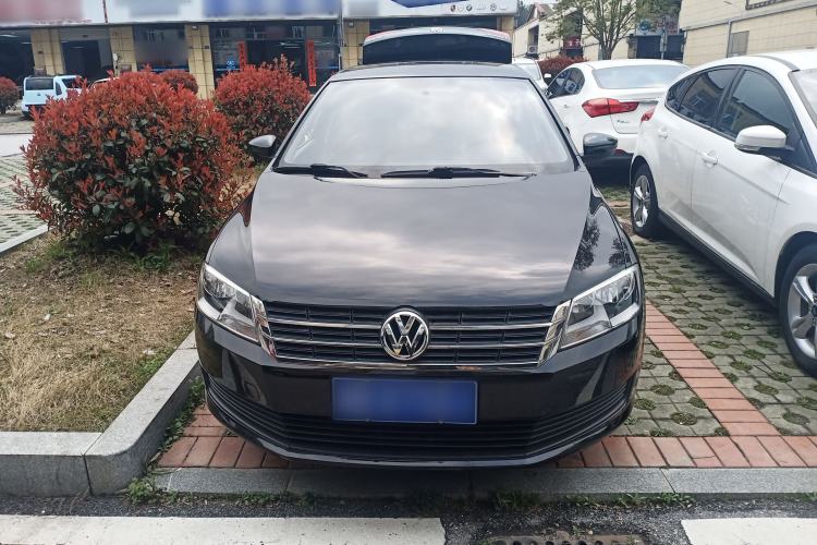 Used Volkswagen Lavida 2015 1.6L Automatic Fashion Edition Front