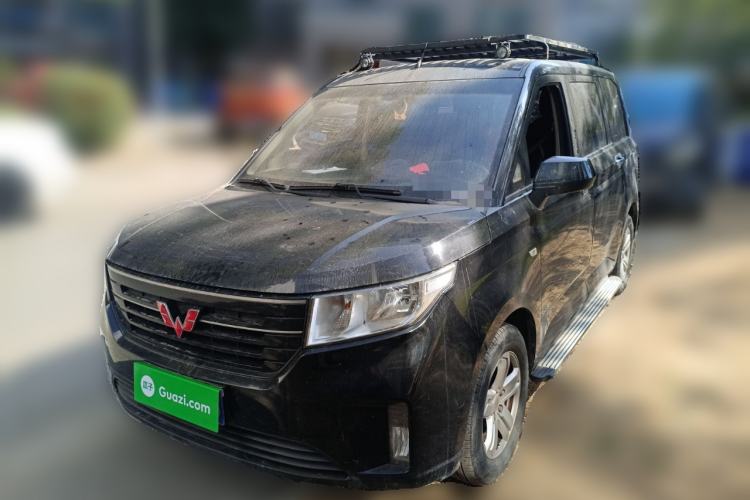 Used Wuling Hongguang PLUS 2019 1.5T Manual Comfort Version 7 Seats