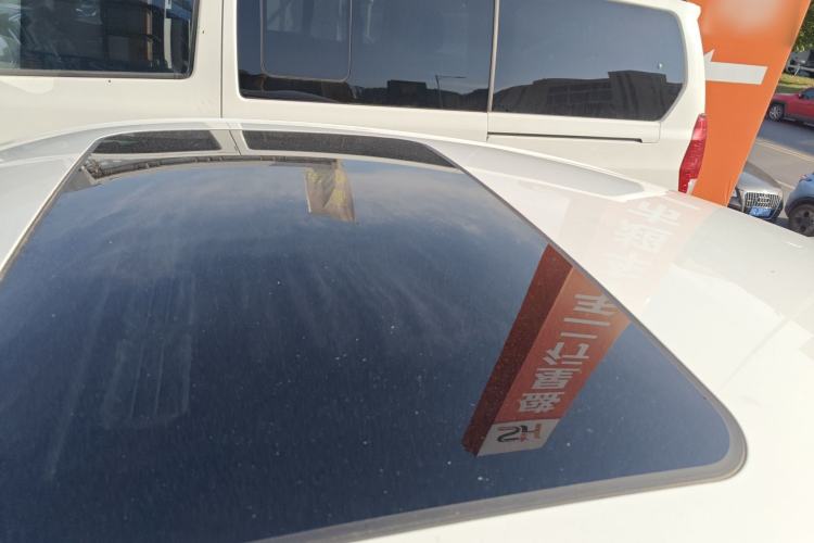 Used MG 5 2022 180 DVVT CVT Youth Luxury Edition Roof