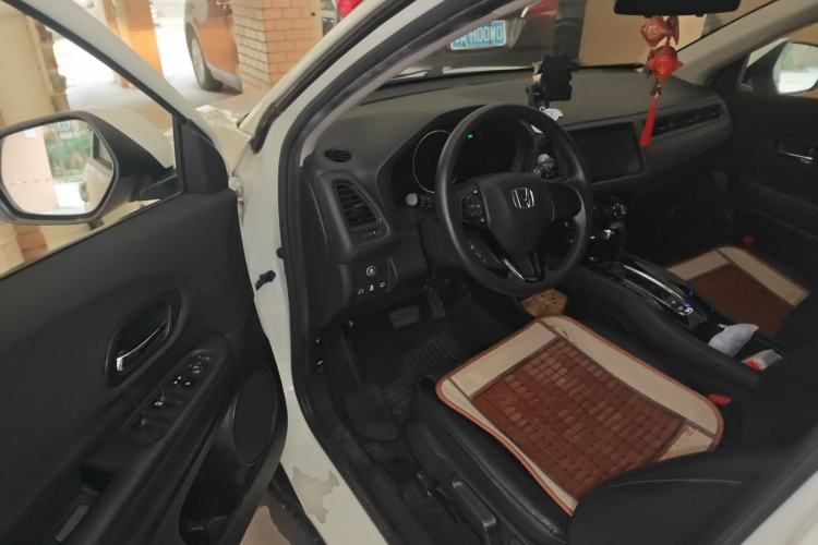 Used Honda Vezel 2020 1.5L CVT Pioneer Edition Driver Seat