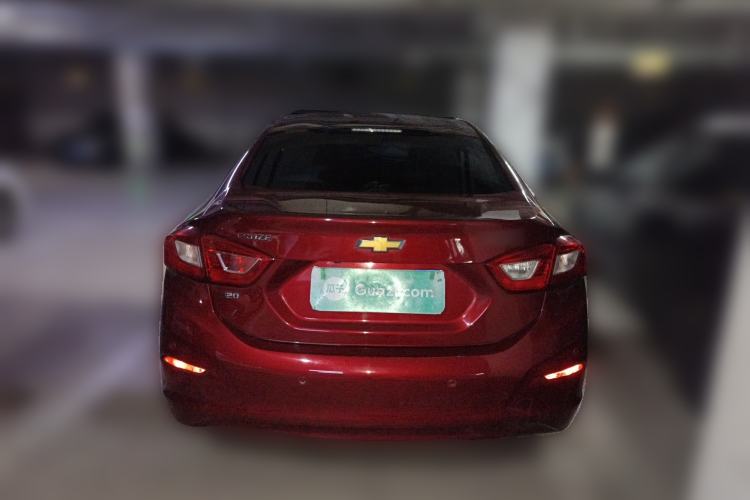 Used Chevrolet Cruze 2018 320 Automatic Pioneer Sunroof Edition
