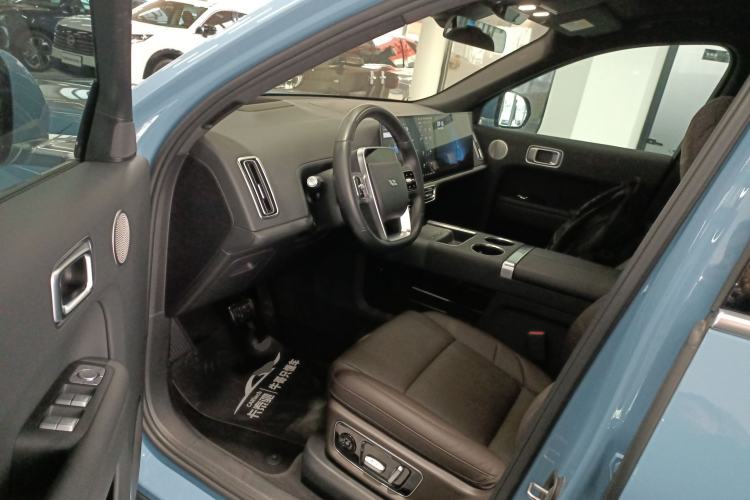 Used Li Auto L9 2022 Max model