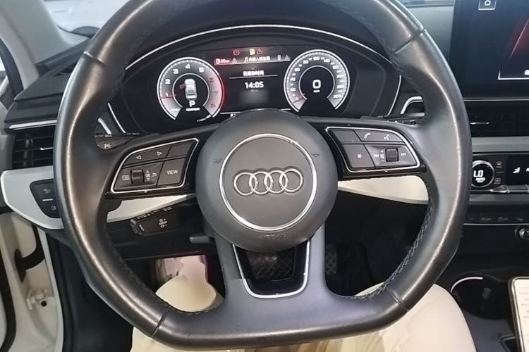 Used Audi A4L 2022 40 TFSI Luxury Dynamic Model
