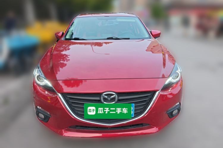 Used Mazda 3 Axela 2016 Sedan 1.5L Automatic Luxury Model