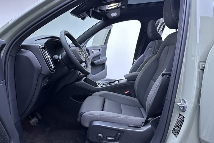 Used Volvo XC40 2023 B3 Zhiyuan Sport Edition