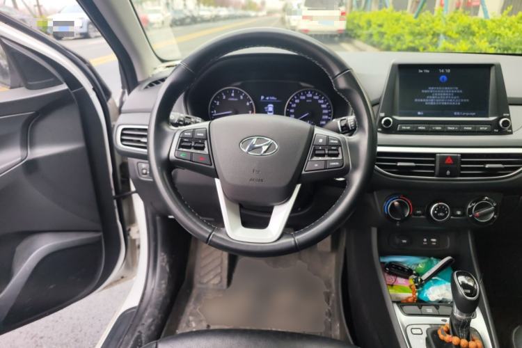 Used Hyundai Celesta 2017 1.6L Automatic Yueshin Edition DLX Steering Wheel
