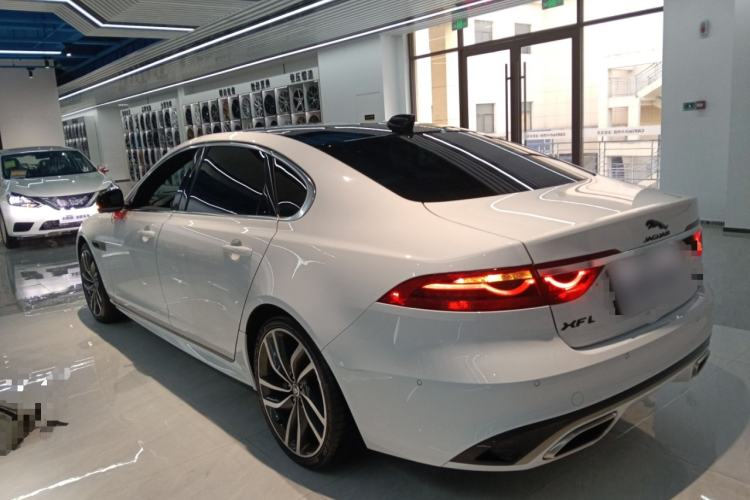 Used Jaguar XFL 2024 2.0T P300 Four-Wheel Drive Flagship Sport Gold Edition