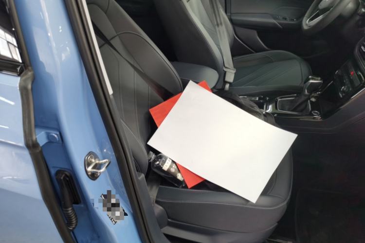 Used Volkswagen Tharu 2025 NewRui 300TSI Prestige Edition Right Front Seat