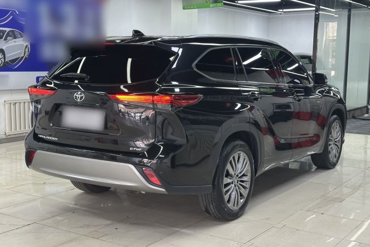 Used Toyota Highlander 2024 2.5L Smart Electric Hybrid Dual-Engine Four-Wheel Drive Prestige Version – 7 Seats