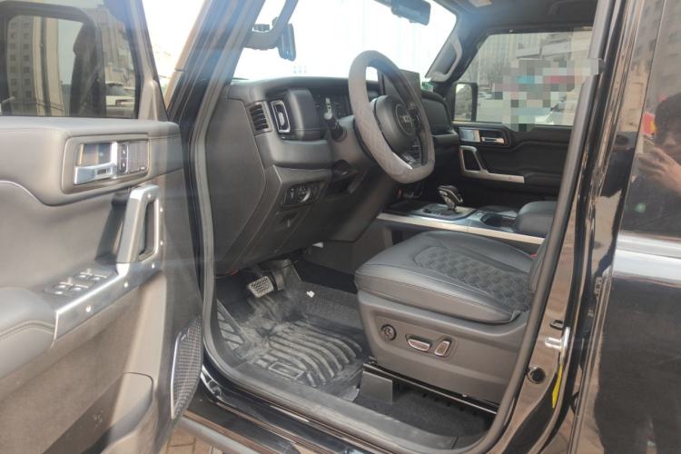 Used 212 T01 2024 2.0T Mechanic