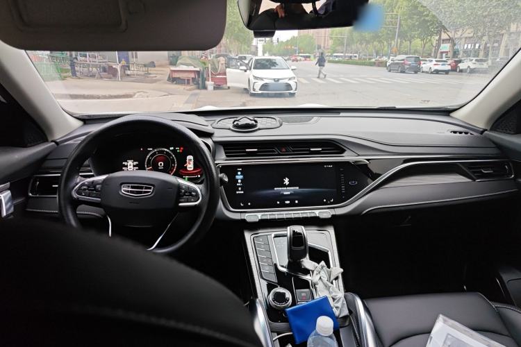 Used Geely Auto Emgrand X7 Sport 2020 1.8TD DCT ZhiZun PRO Center Console