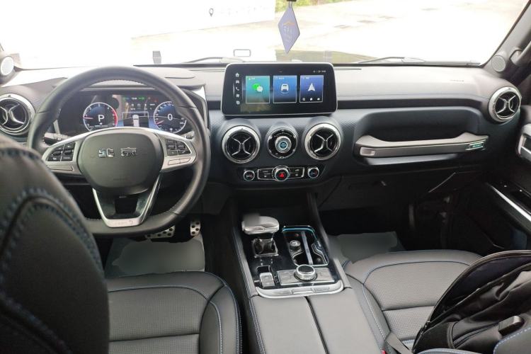 Used BAIC Off-Road BJ40 2023 2.0D Automatic Four-Wheel Drive Blade Hero Edition Adventurer Type