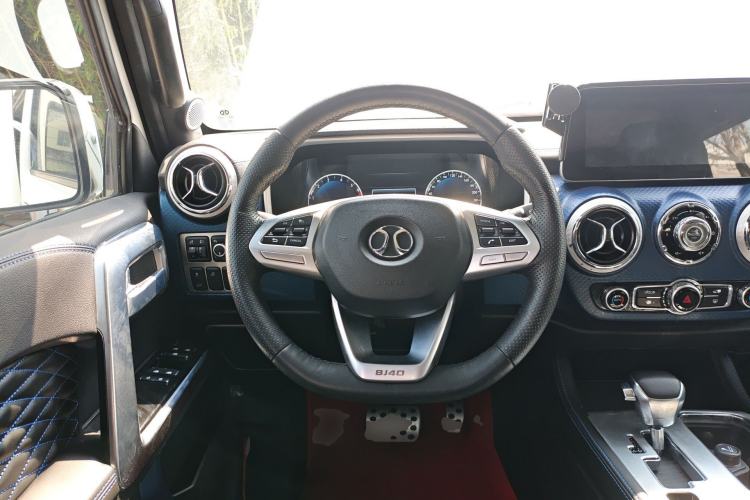 Used BAIC Off-Road BJ40 2019 2.3T Automatic Four-Wheel Drive Urban Hunter Edition Premium Model China VI Emission Standard