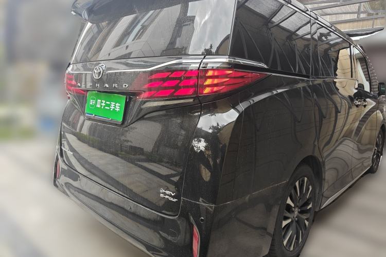 Used Toyota Alphard 2024 Dual-Engine 2.5L Deluxe Edition
