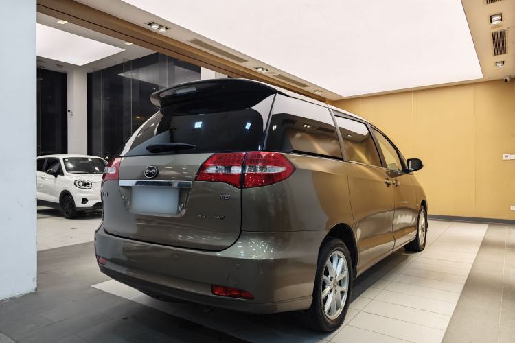 Used BYD M6 2013 2.4L Automatic Luxury Model
