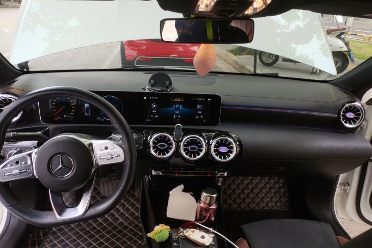 Used Mercedes-Benz A-Class 2020 Restyled A 200 L Sport Sedan Fashion Version Center Console