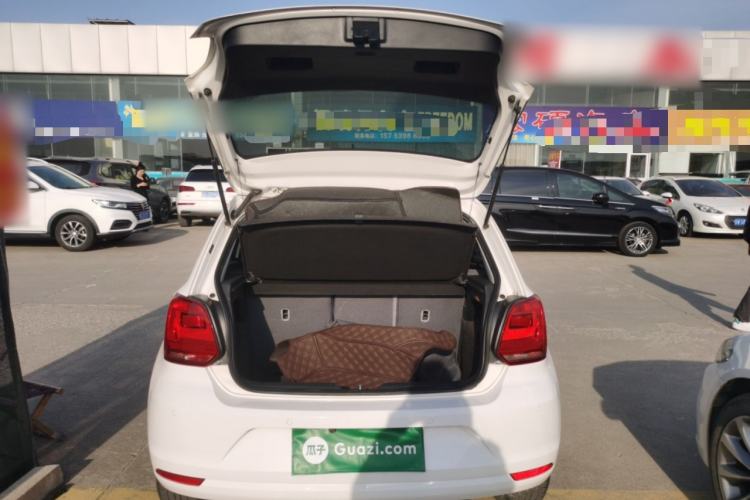 Used Volkswagen Polo 2014 1.4L Automatic Comfort Edition Trunk