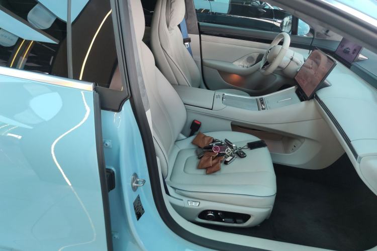 Used Hima Luxeed S7 2024 Ultra Four-Wheel Drive Flagship Edition Right Front Seat