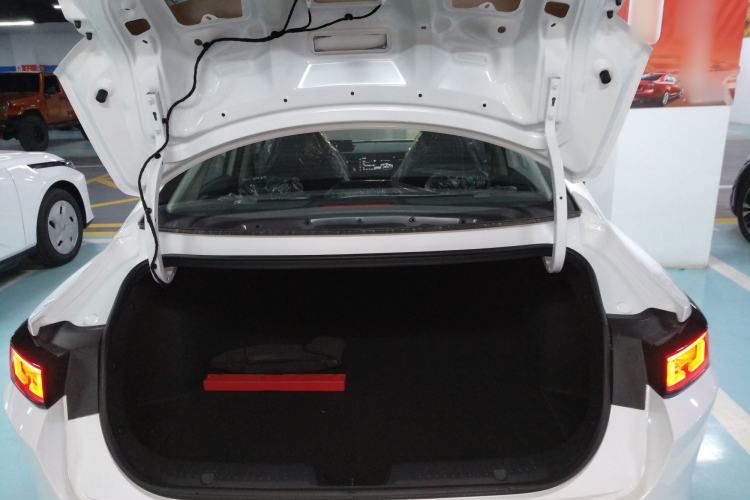 Used CHANGAN OSHAN 520 2025 Standard Edition
