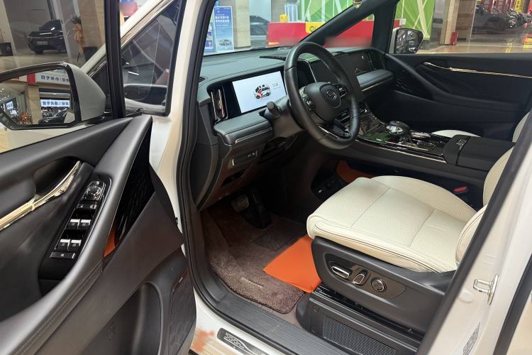 Used GAC Trumpchi M8 2023 Zongshi Series Dual-Motor Flagship Edition