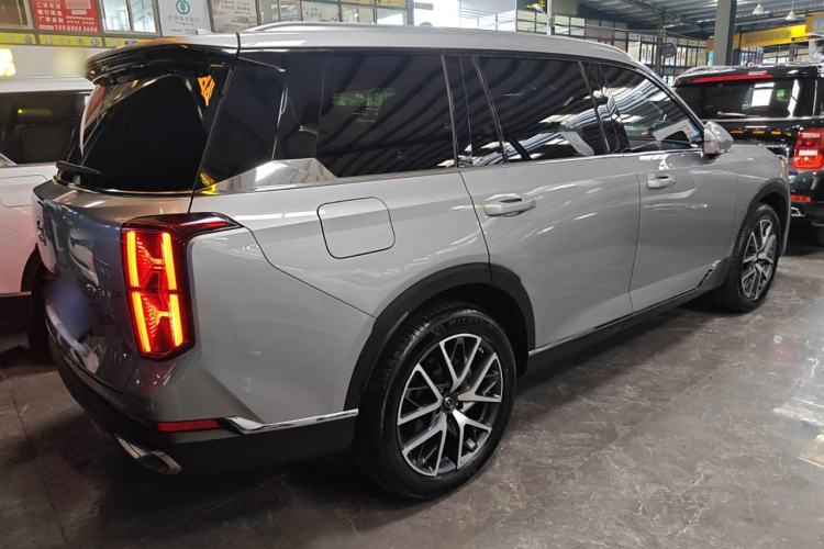 Used GAC Trumpchi GS8 2022 Flagship Series 2.0 TGDI Four-Wheel Drive Luxury Smart Connectivity Version (6 Seats)
