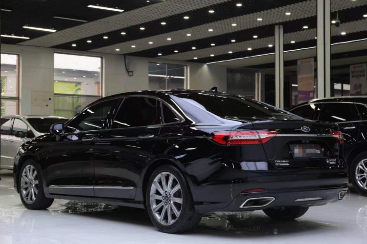 Used Ford Taurus 2019 EcoBoost 245 Premium Edition Exterior 3