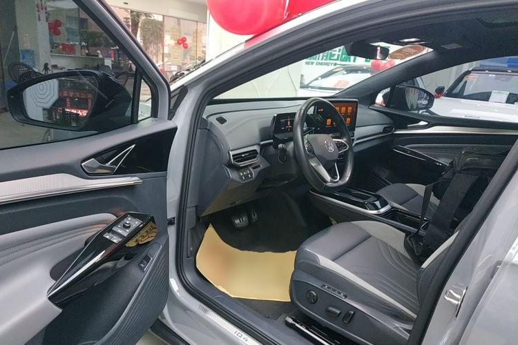 Used Volkswagen ID.4 CROZZ 2021 Long-Range Lite PRO Two-Wheel Drive Version