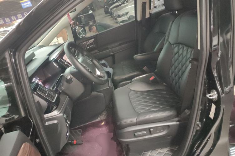 Used Honda Elysion 2016 2.4L Comfort Edition
