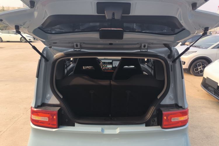 Used Wuling Hongguang MINIEV 2020 Freedom Version Lithium Iron Phosphate Trunk