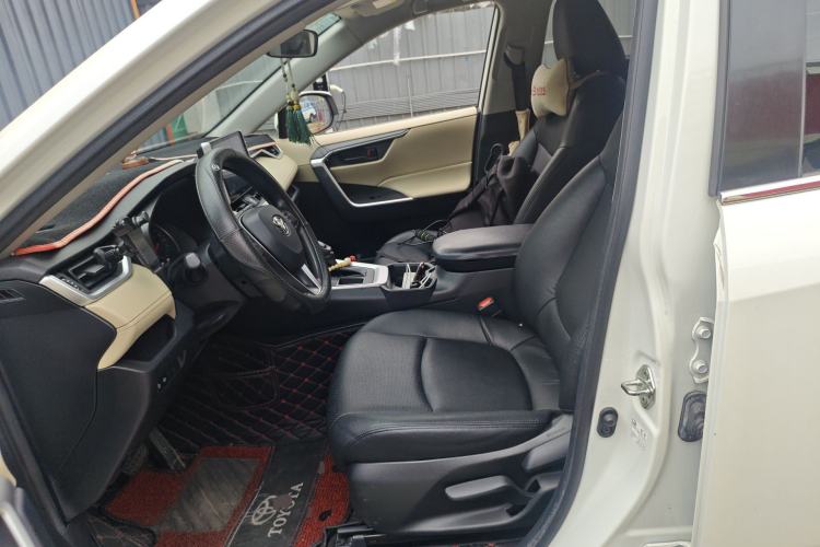 Used Toyota RAV4 2020 2.0L CVT Two-Wheel Drive Urban Edition