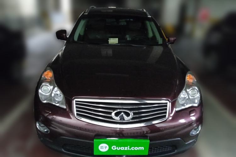 Used Infiniti QX50 2013 2.5L Two-Wheel-Drive Elegant Edition Front