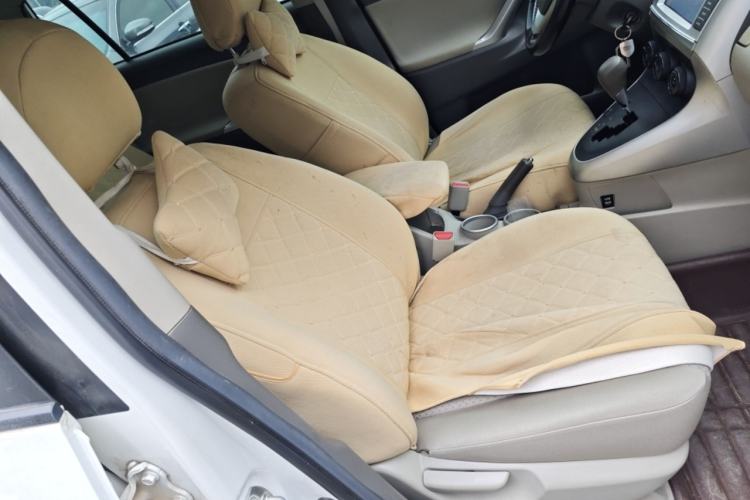 Used Toyota Verso 2015 180E CVT Crossover Edition
