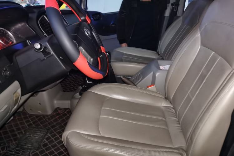 Used FORTHING Lingzhi 2016 M3 1.6L 7-Seater Comfort Model China IV Standard