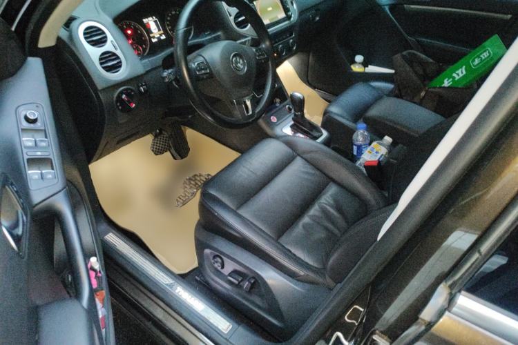 Used Volkswagen Tiguan 2015 1.8TSI Automatic Two-Wheel Drive Luxury Model Left Front Seat