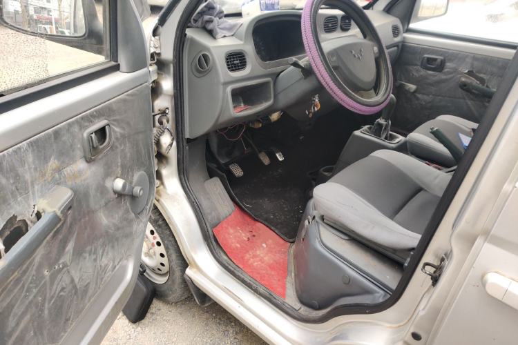 Used Wuling Zhiguang 2013 1.0L Practical Version